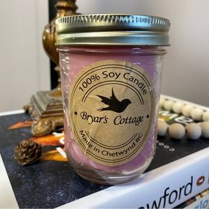 Bryar's Cottage 100% soy candle handmade in Chetwynd BC sweat pea